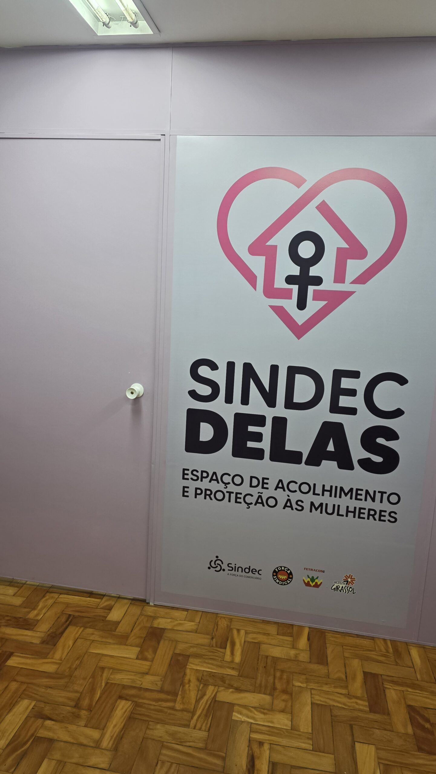 Sindec-POA cria espaço de acolhimento para comerciárias