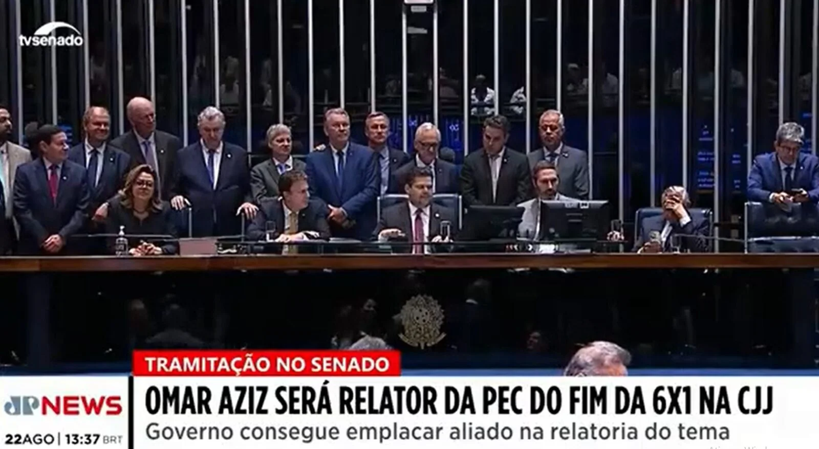 “Momento é decisivo para acabar com escala 6×1”, diz Juruna à JovemPan