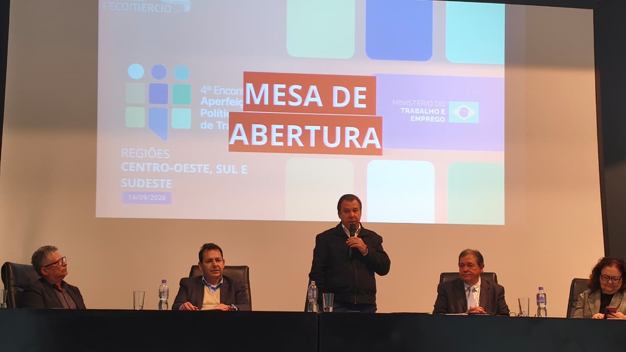 Encontro nacional fortalece políticas públicas de trabalho