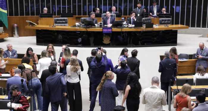 Câmara aprova Convenção 190 contra assédio no trabalho