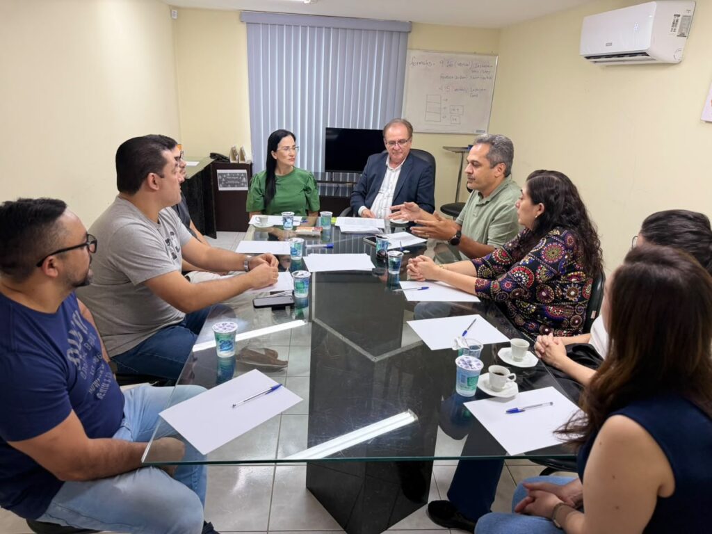 Sinmed RN debate demandas dos médicos da rede de Natal
