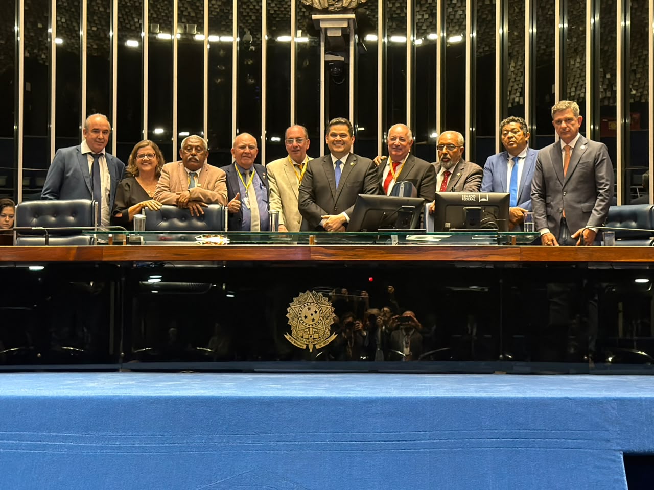 Centrais acompanham no Senado debate pelo fim da escala 6×1